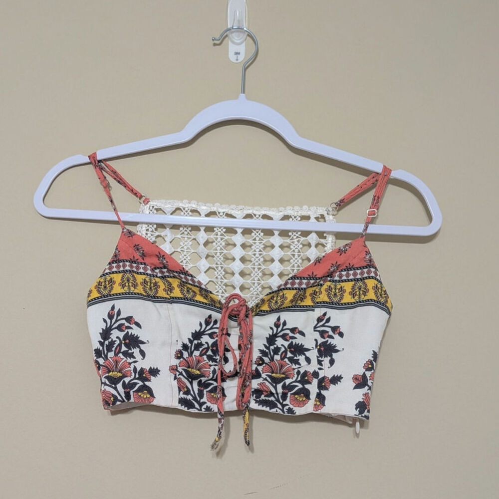 Boho Floral Crop Camisole Hippie Festival Gypsy Lace Up Front Crochet Racerback